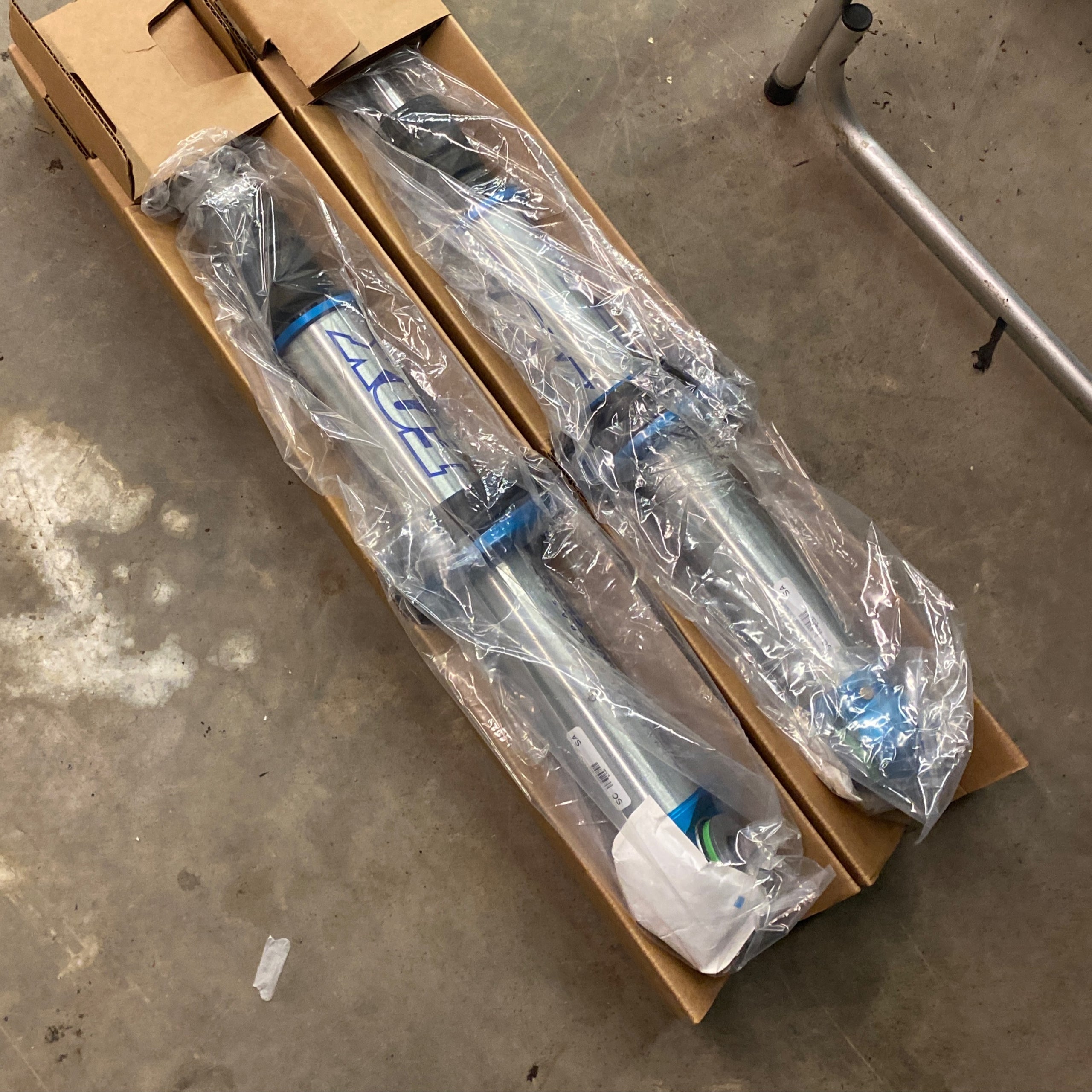 Fox OEM ford raptor front shock | MB suspension service